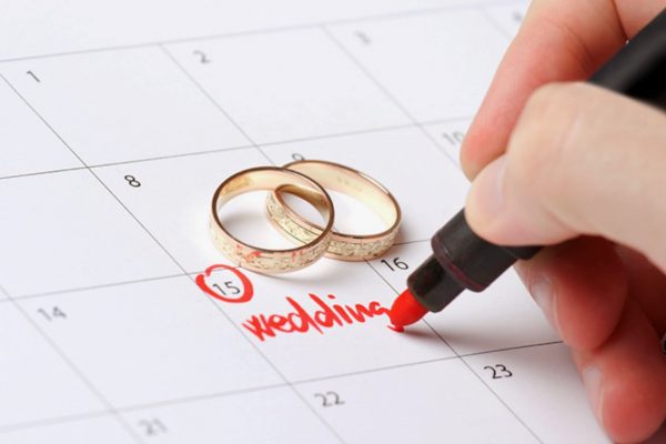 Ngày cưới đẹp được tin rằng sẽ giúp hôn nhân của bạn hạnh phúc