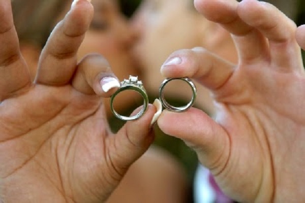 Nhẫn cưới luôn mang đến những giá trị ý nghĩa liên quan đến tình yêu